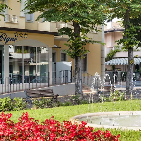 Cigno Aparthotel Rimini